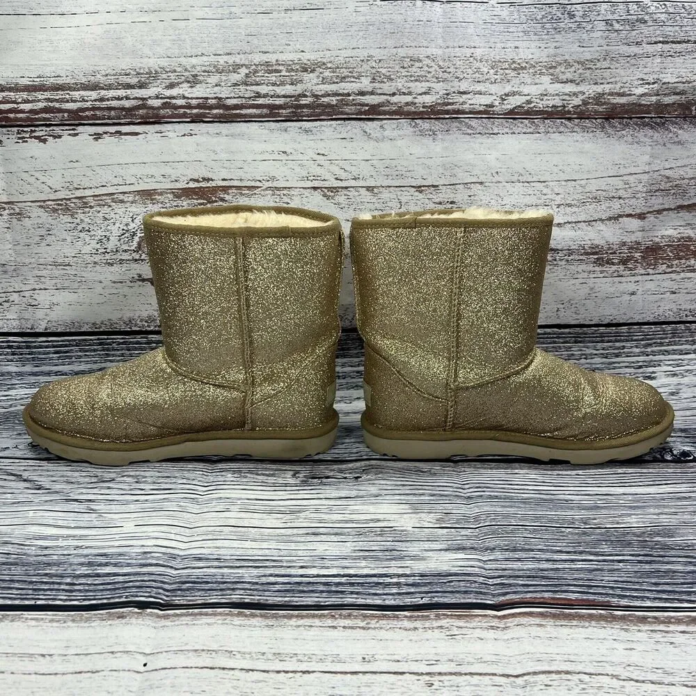 Ugg Classic Short II Glitter Gold Winter Boots, Youth 6 Women’s 7